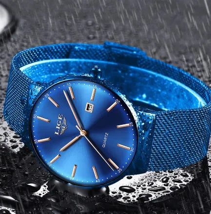 Stainless steel men's wristwatch with 40mm dial showing all-black, all-blue, and black-blue colour options