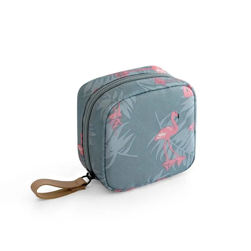 Cube-shaped cloth makeup storage bag in blue, pink, white, and white pink colour options