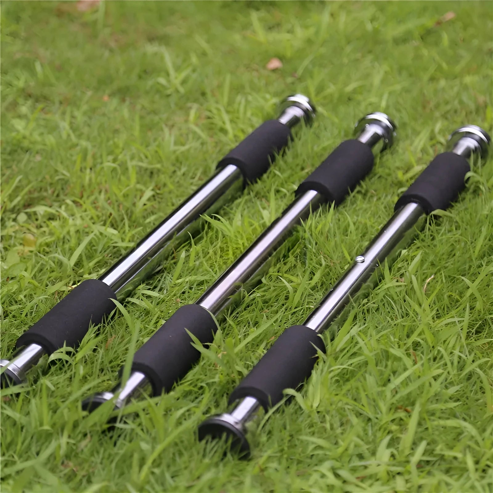 Steel adjustable length pull-up bar for door frame or wall mounting
