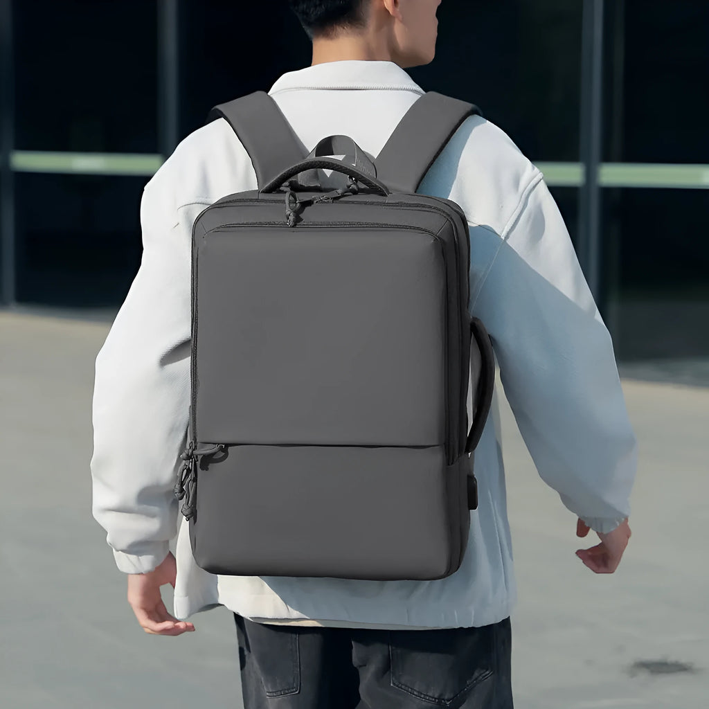 Green Oxford cloth waterproof backpack with air pillow belt straps, shown with 45x34x18cm dimensions.