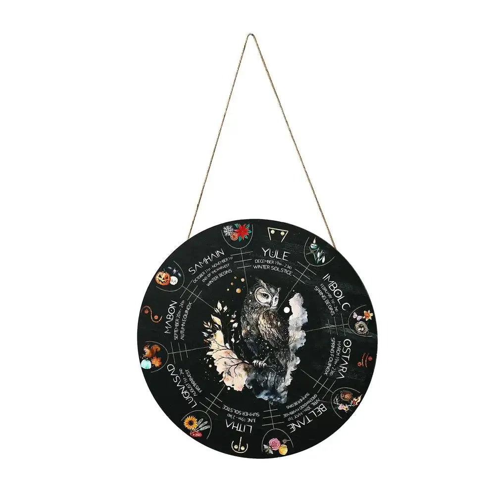 Boxwood decorative pendant with choice of rose, triangle, black cat, star, or owl disc design.