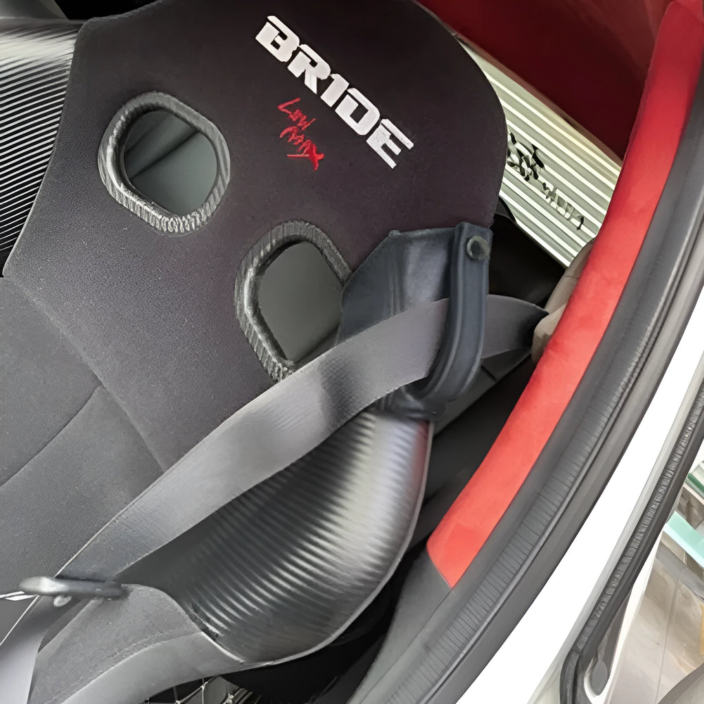 Leather racing seat belt shoulder strap cover with multiple colour threads for fixed Recaro and Bride seats