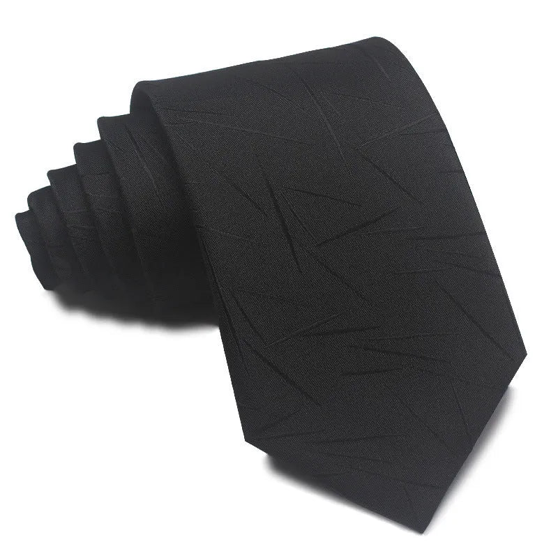 A man's striped formal tie in an arrow style, showing the jacquard texture and width of 7-8 cm.