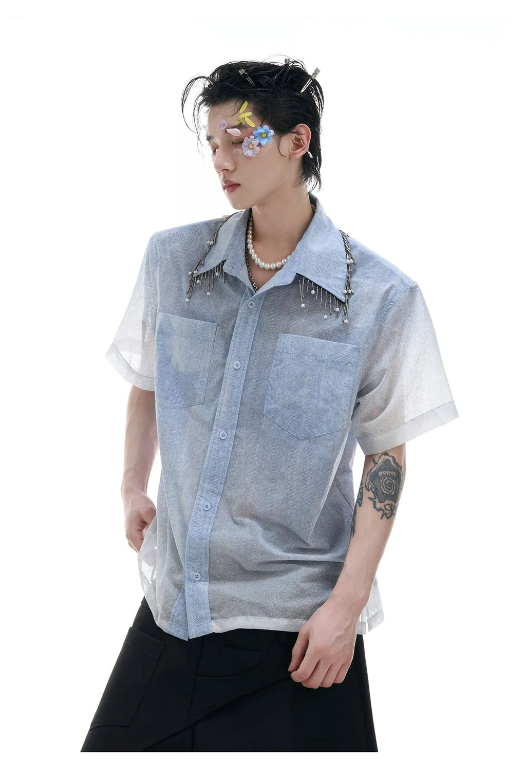 Men's loose blue and white gradient short sleeve shirt with quilted detail.