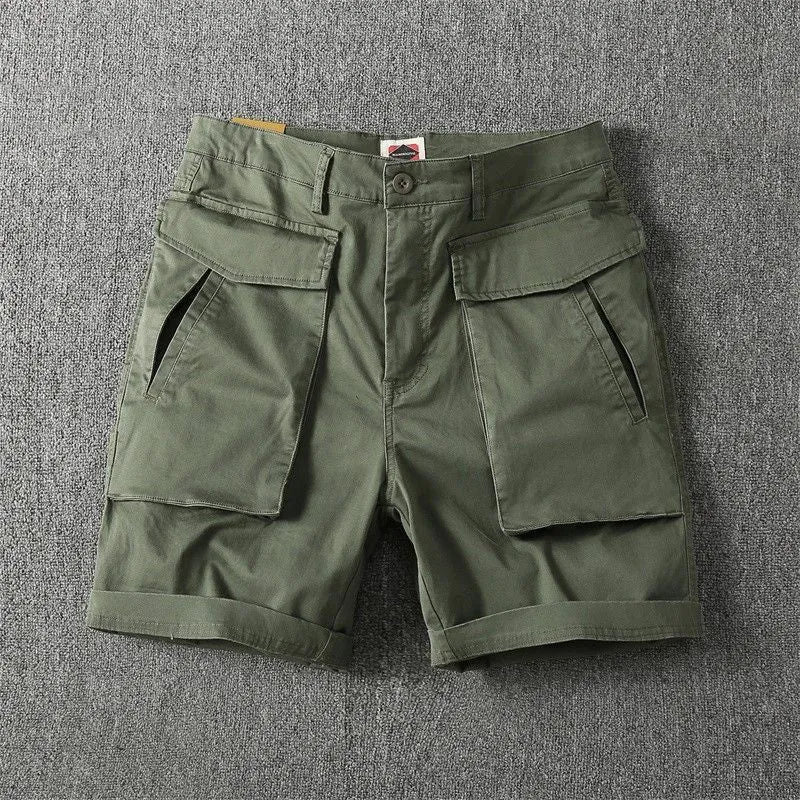 Men's straight-leg cargo shorts in army green with multiple pockets, made from stretch cotton fabric.
