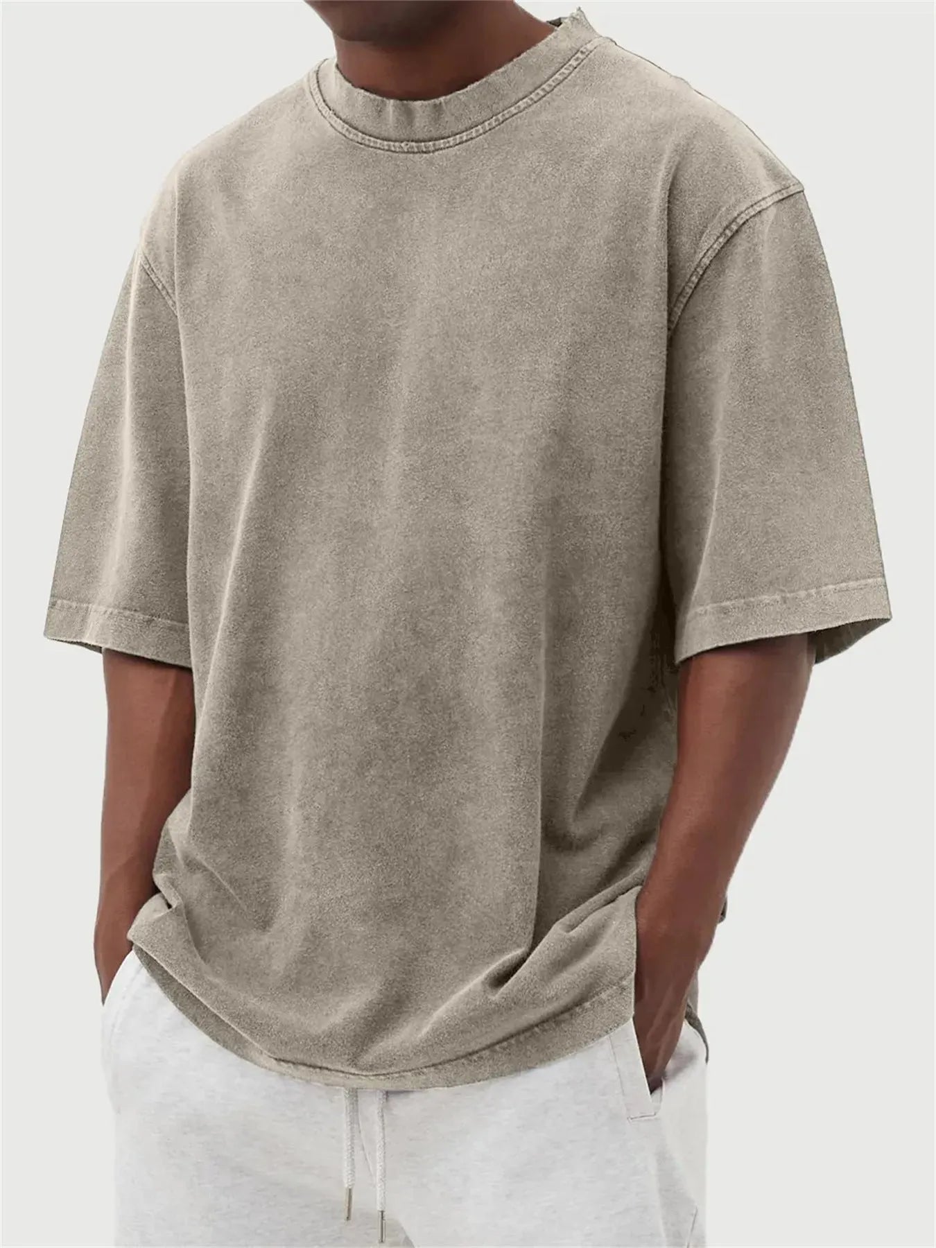 Men's stone-washed loose-fit pullover T-shirt in army green distressed solid colour