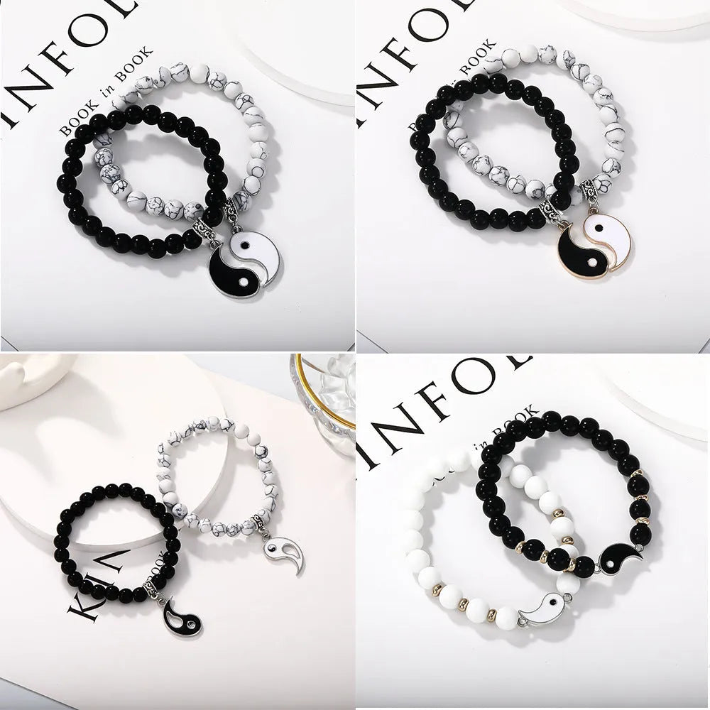 Eight-diagram geometric alloy bracelet with electroplated metallic finish