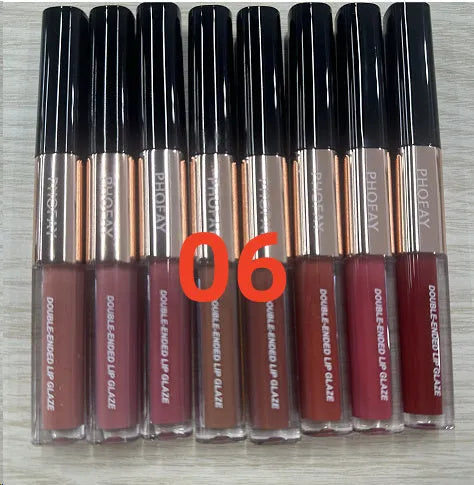 C-L021 double-head non-stick lip gloss in choice of eight colours with two applicator tips.