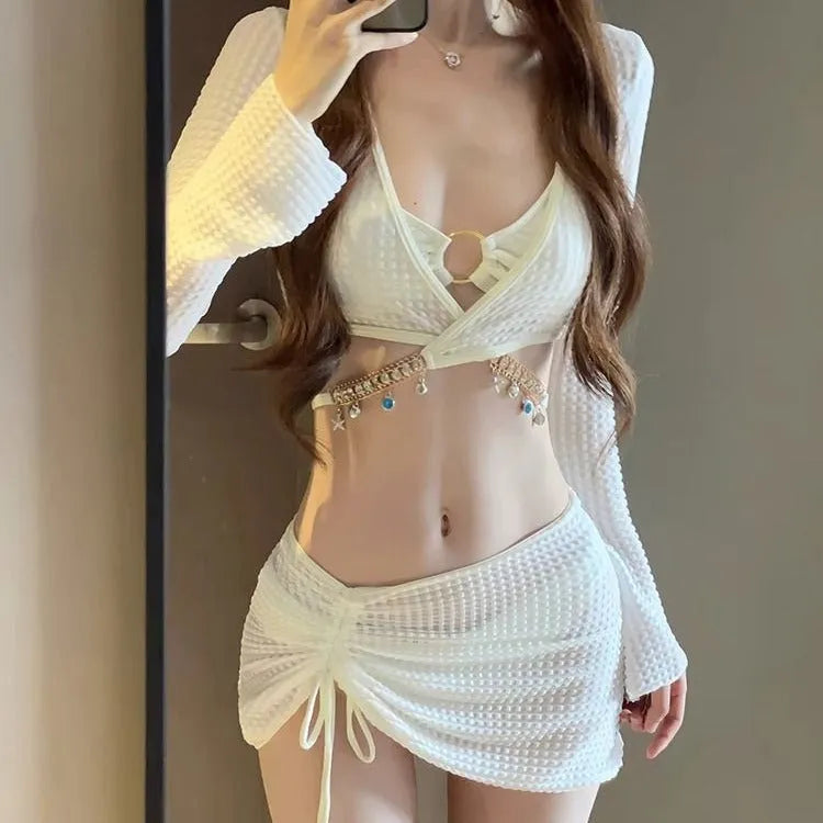 Women's long sleeve black and white bikini swimsuit with hot spring split design