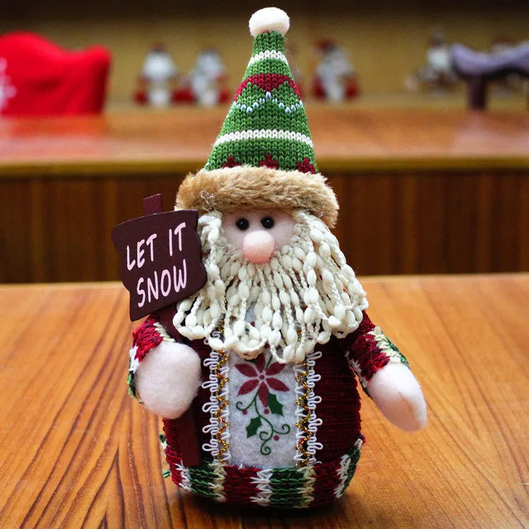 Red, green and white flannel Christmas snowman hanging decoration measuring 18x13cm
