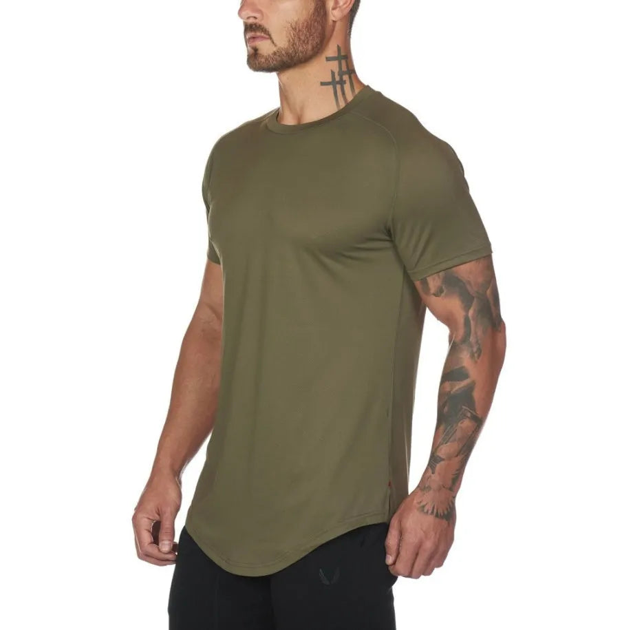 Plain men's fitness shirt in army green, made from cotton and spandex blend, shown on a hanger.