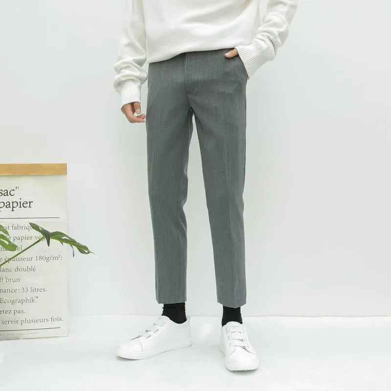 Men's straight-leg cotton casual trousers in khaki with a drawstring waistband.