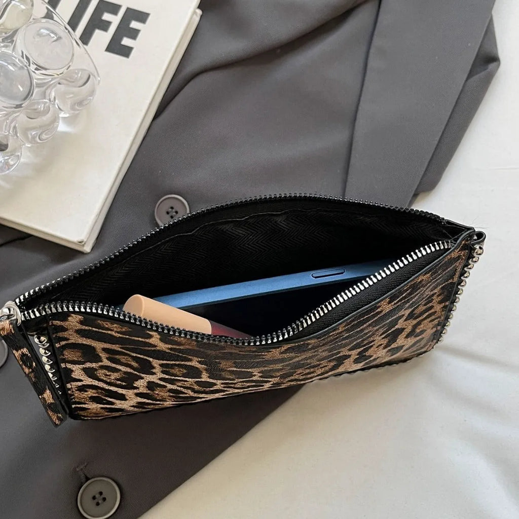Women's brown PU leather crossbody bag with chain strap and square shape