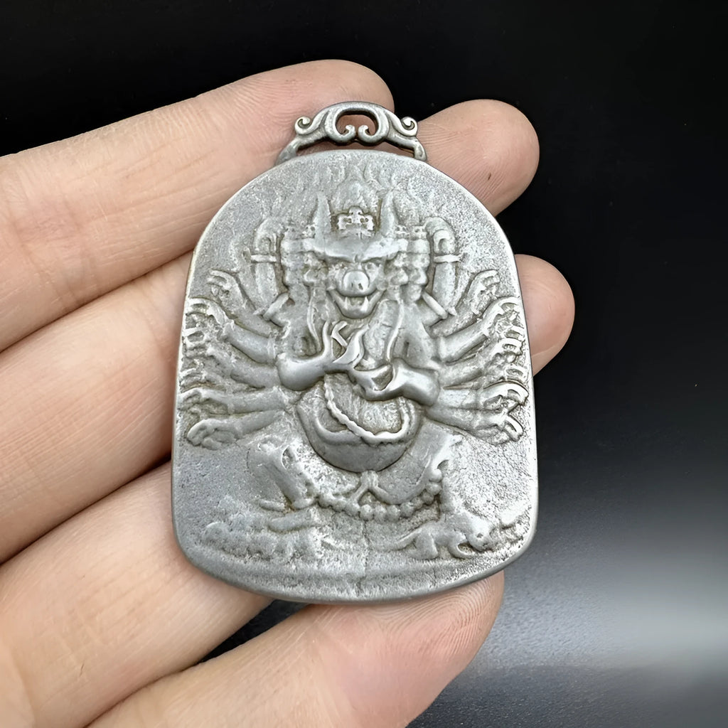 Iron Chinese geometric pendant ornament in Aryaacalanatha Yamantaka colour for wall hanging.
