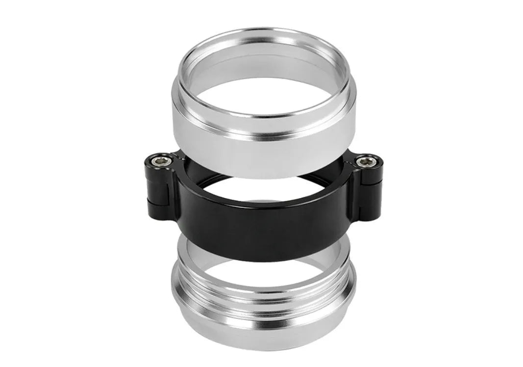 Aluminium high-pressure clamp for turbocharger exhaust pipe in black, blue, or red.