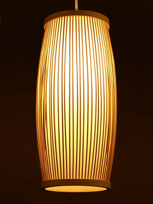 Natural bamboo plait decoration lamp with woven shade, 15cm diameter, for hallway or bedside use.