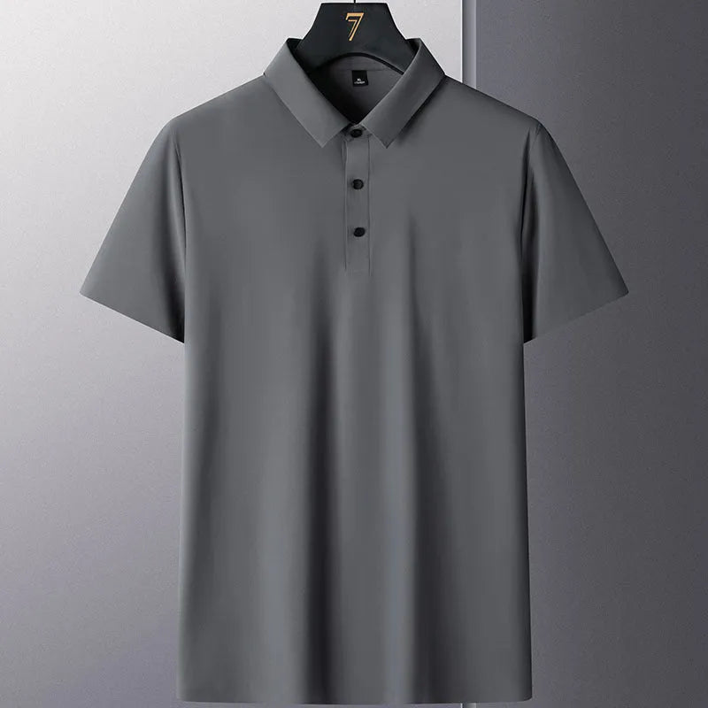 Non-ironing solid colour men's short sleeve business casual shirt on a hanger.