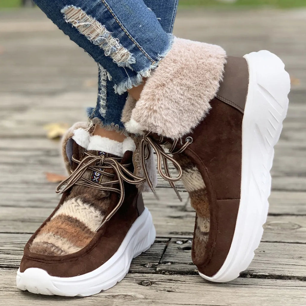 Women's beige lace-up snow boots with platform sole and thermal plush lining