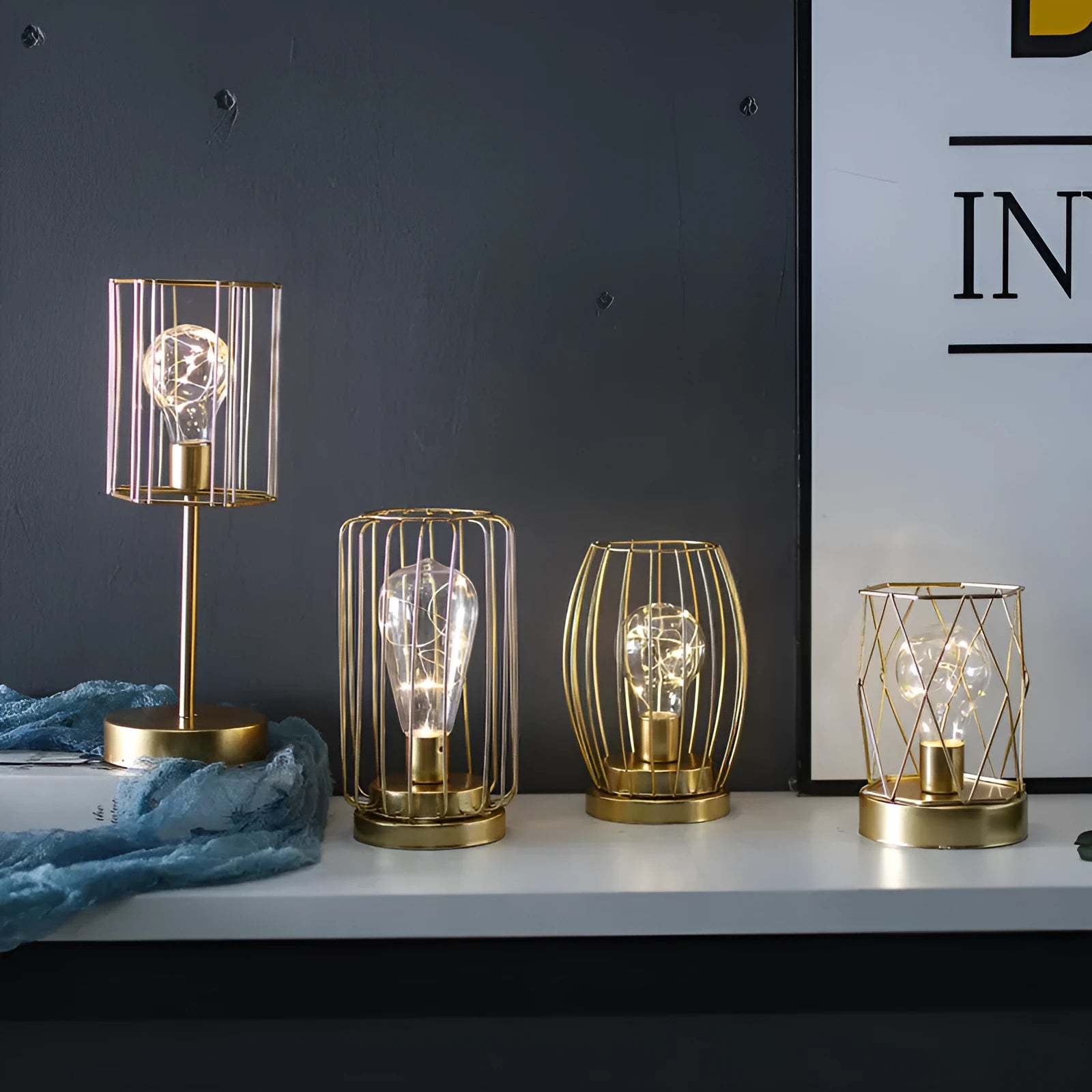 Geometric light bulb ornament in iron with electroplated finish, Nordic style home decoration