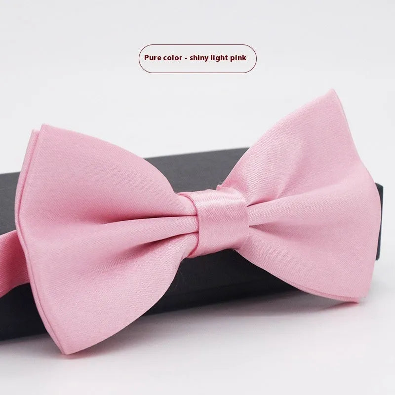 Men's solid colour flat head polyester bow tie on white background