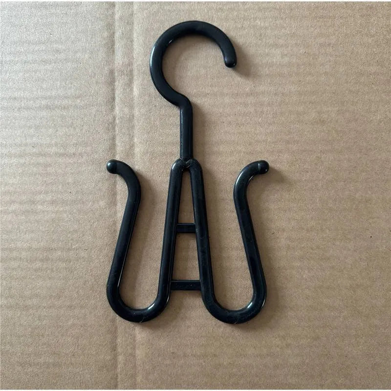 Non-woven zipper dustproof bag 29x60cm for wig storage in bedroom, black colour, with hook