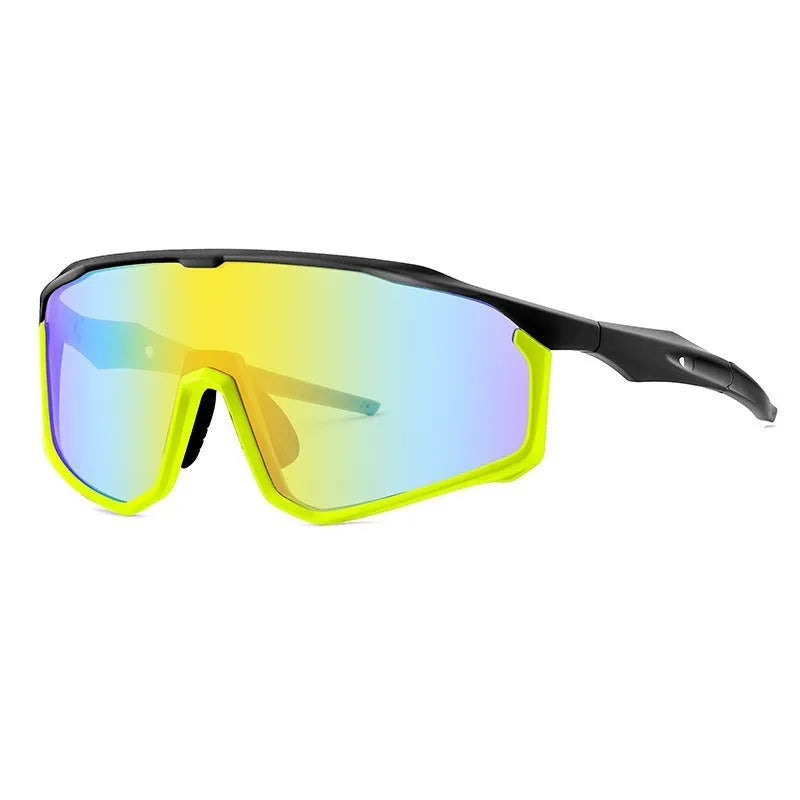 Full frame mountaineering goggles with colourful UV-protective PC lenses for climbing and snow sports.