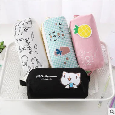 Leather corner animal pencil case in cartoon pattern with zip closure, compact storage for pens and pencils