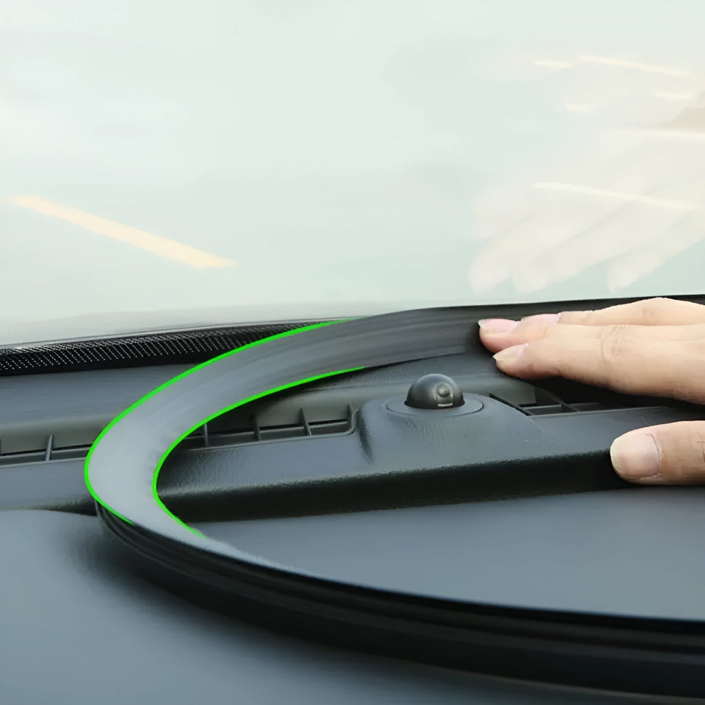 Mitsubishi Outlander dashboard soundproof seal strip showing 1.6m silicone construction with card slots