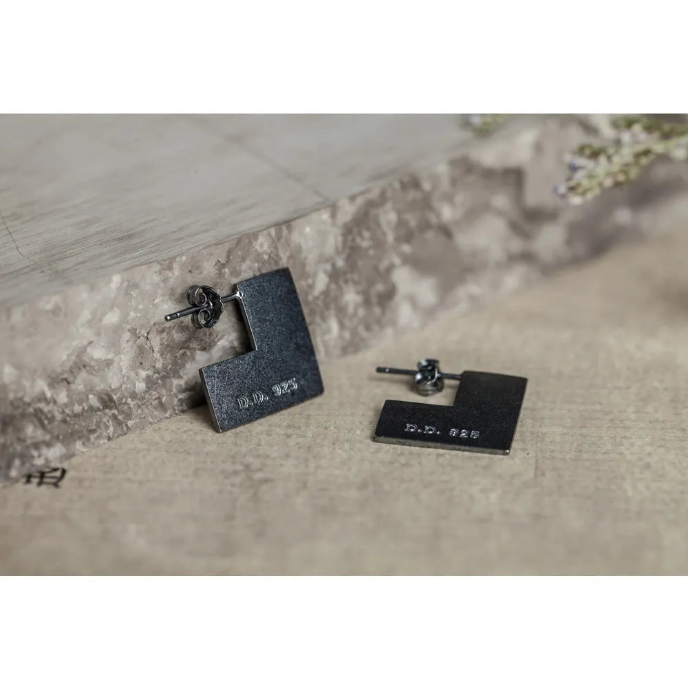 Oxidation black square geometric earrings in 925 sterling silver with 16mm minimalist design