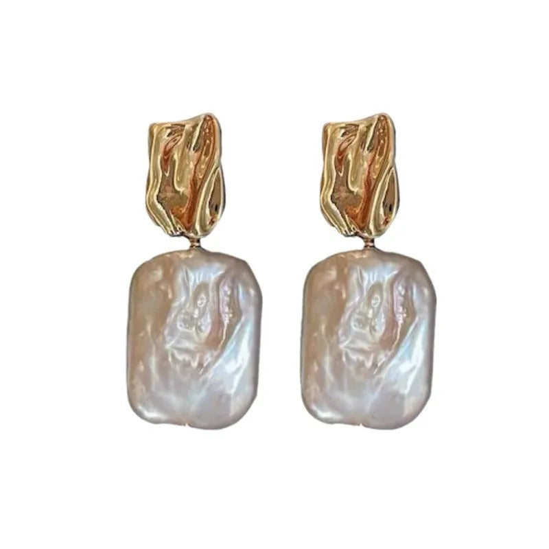 Square freshwater pearl stud earrings with geometric quadrilateral faces in purple, white or pink colours