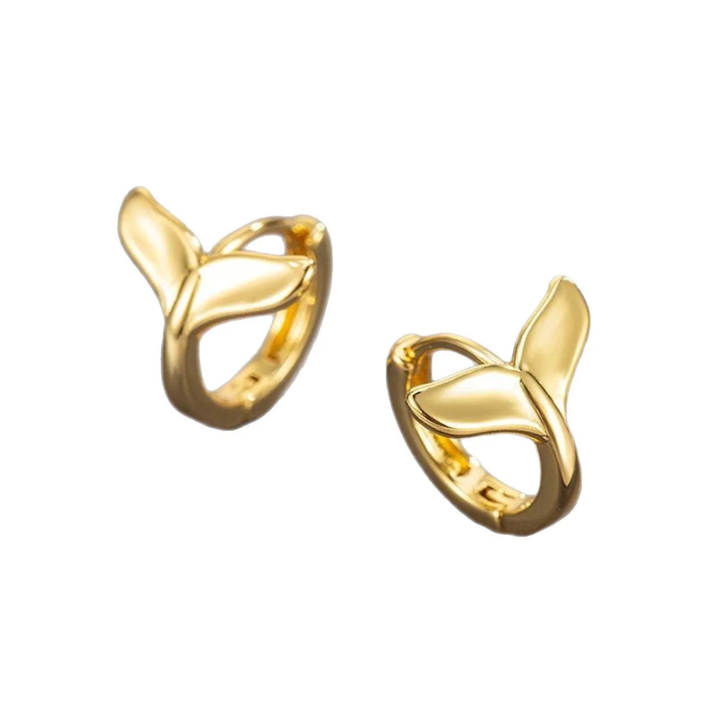 Women's fishtail design earrings in electroplated copper with gold colour finishes
