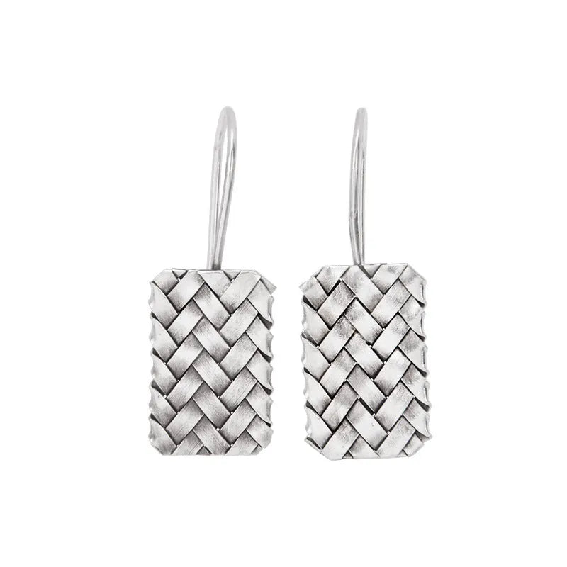 Geometric diamond plaid woven earrings in 925 silver measuring 17.5mm