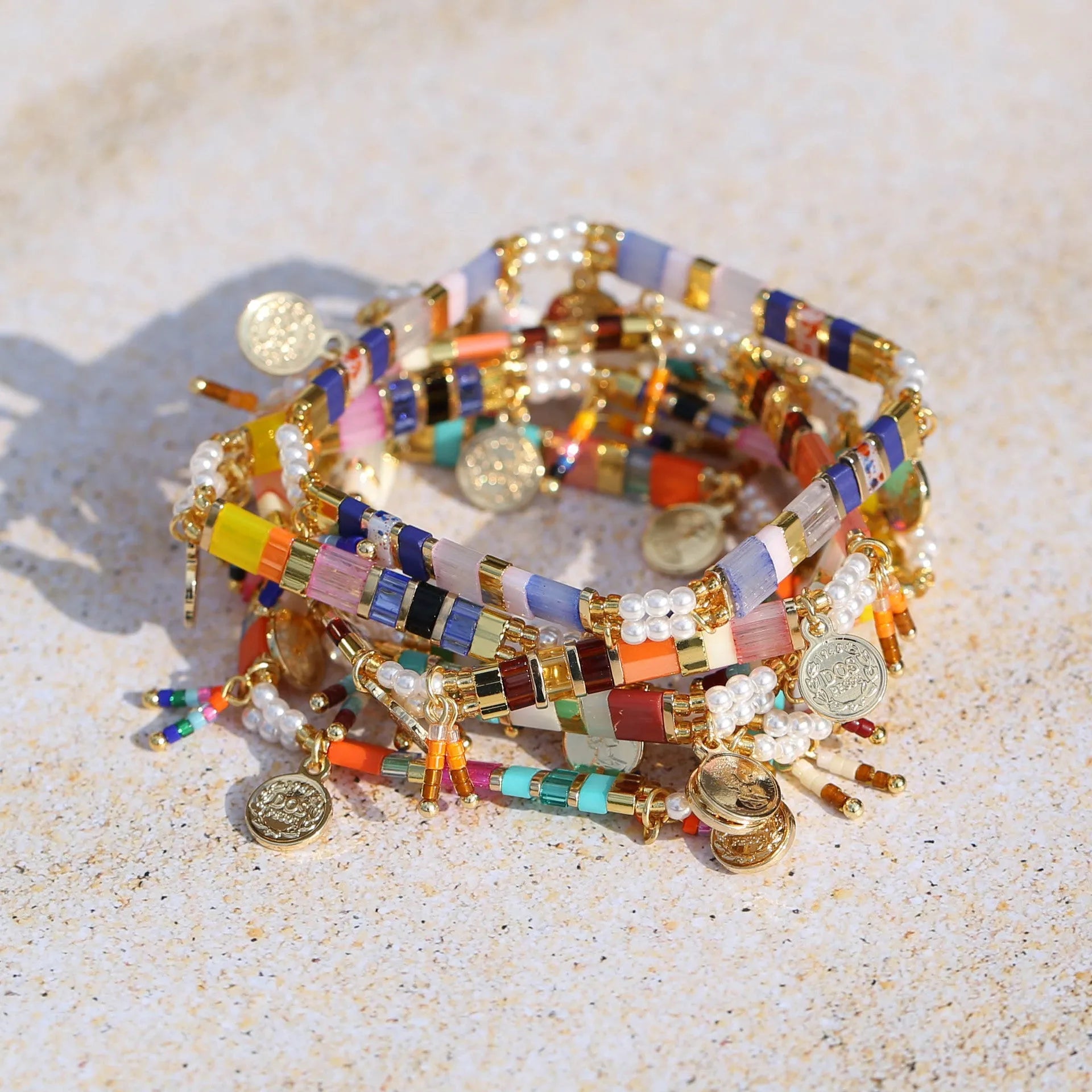 Women's handmade bracelet with imitation pearls and glass beads in six colour variations