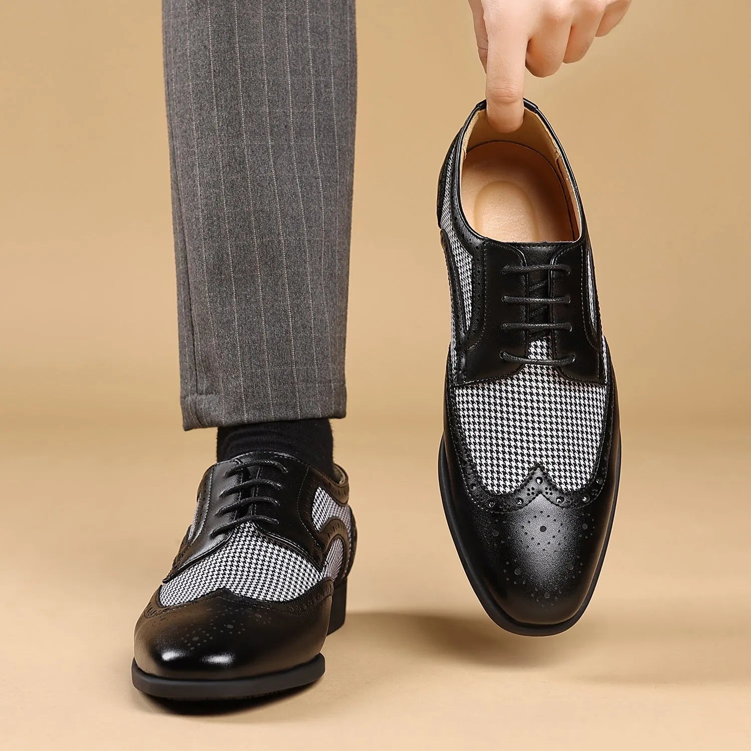 Men's black houndstooth plaid casual lace-up shoes with a square toe and rubber sole.