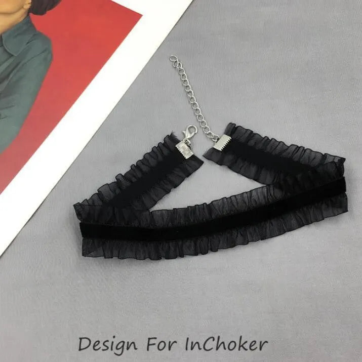Alloy flower pendant necklace on a snake bones chain in black, light coffee, or white finish.