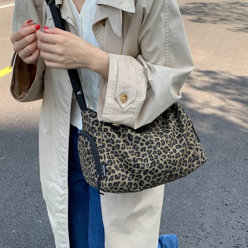 Large capacity leopard print sports messenger bag with cross-body strap