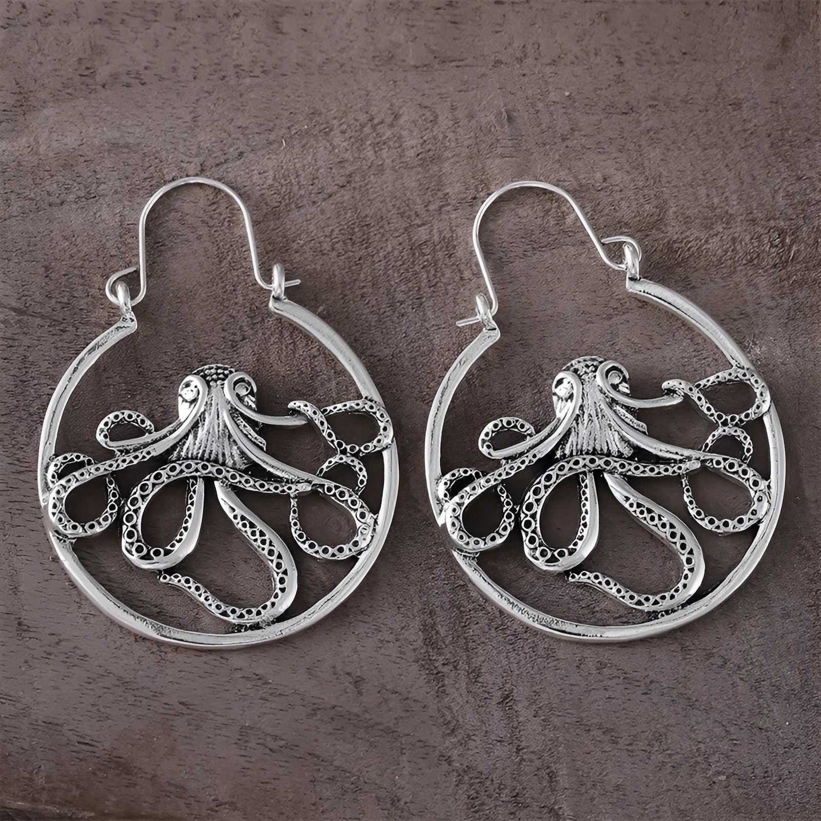 Vintage octopus earrings in antique silver finish with retro animal design