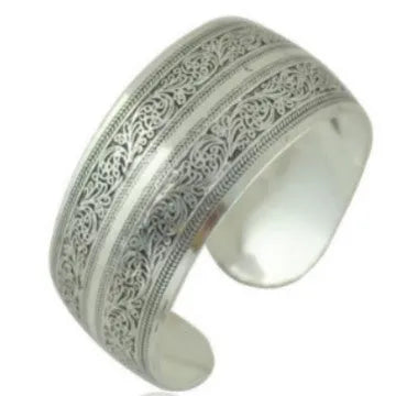 Ethnic carved open Miao silver bracelet with Roman shape and detailed openwork pattern