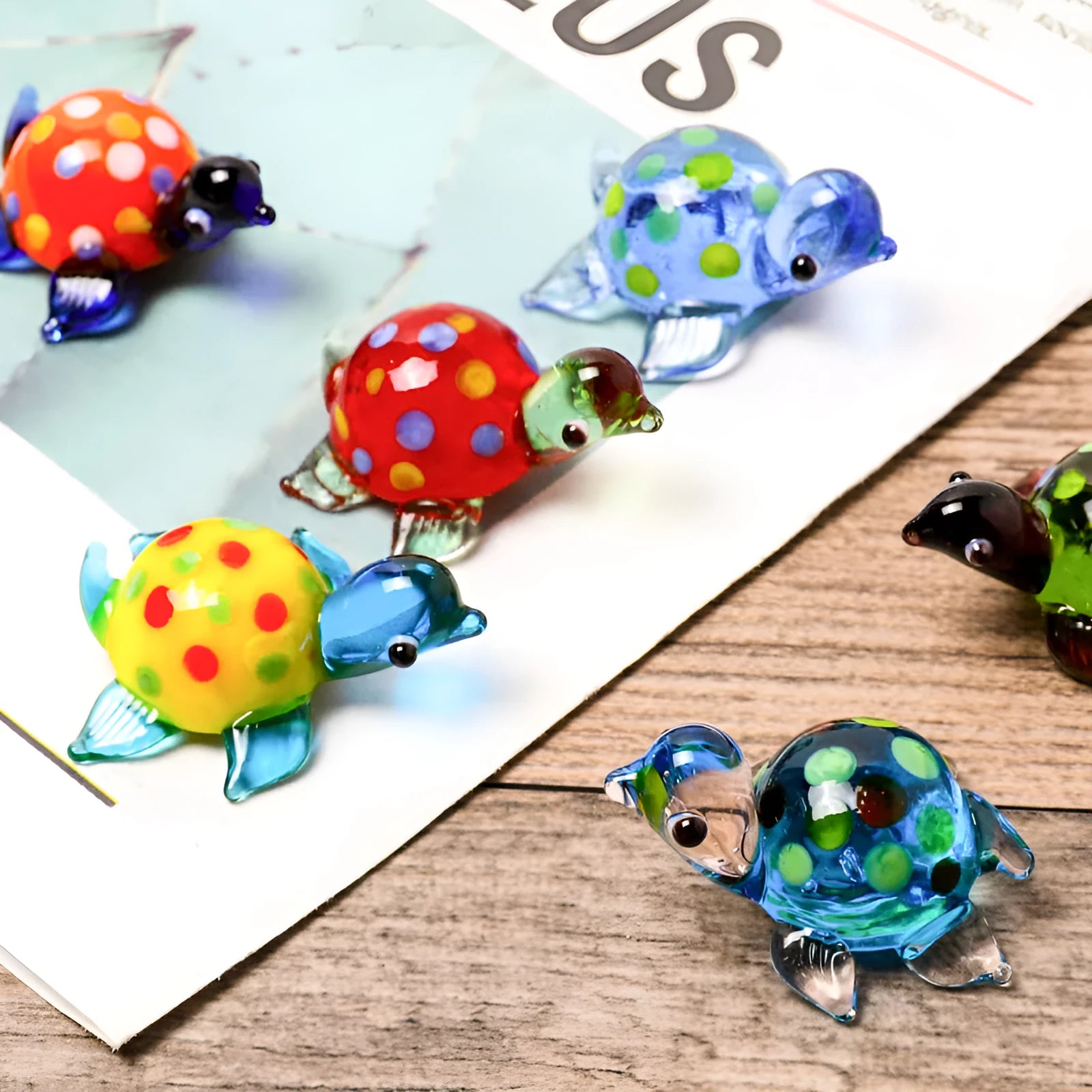 Geometric glass turtle ornament in modern simplicity style with hand-painted details