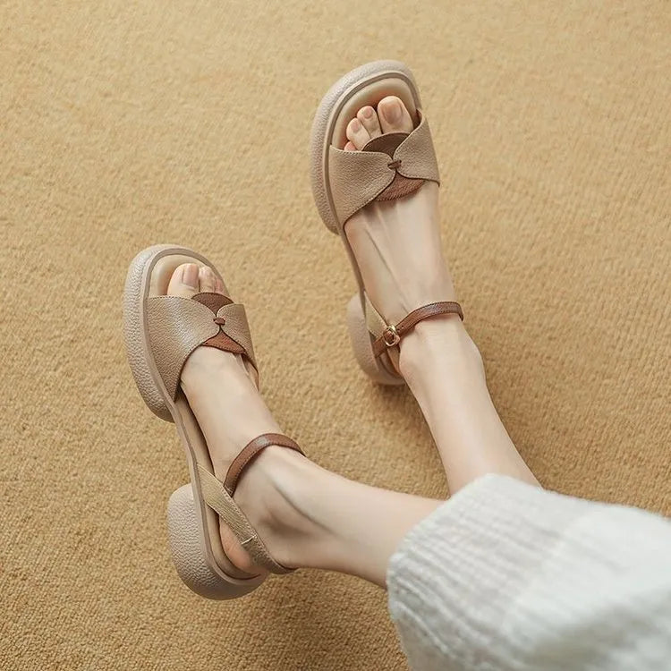 Women's beige chunky heel platform sandals with open toe and renewable leather upper.