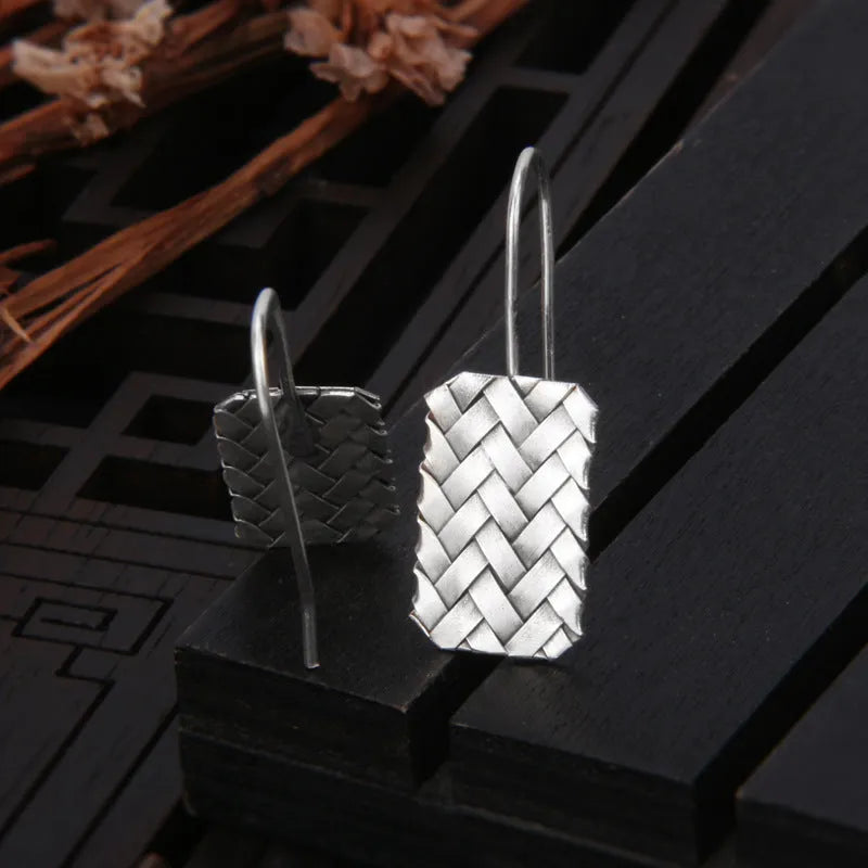 Geometric diamond plaid woven earrings in 925 silver measuring 17.5mm