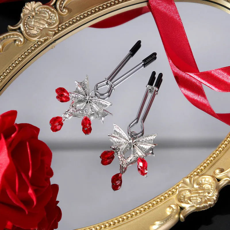 Silver alloy bat nipple clamp with ruby decoration and adjustable mechanism