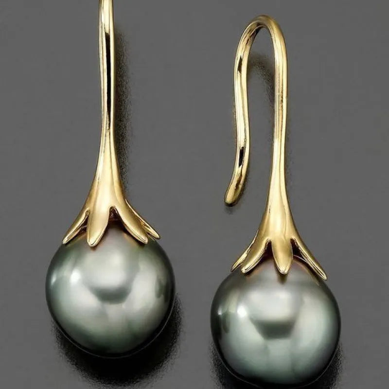 Gold-tone retro fashion women's earrings with electroplated alloy construction