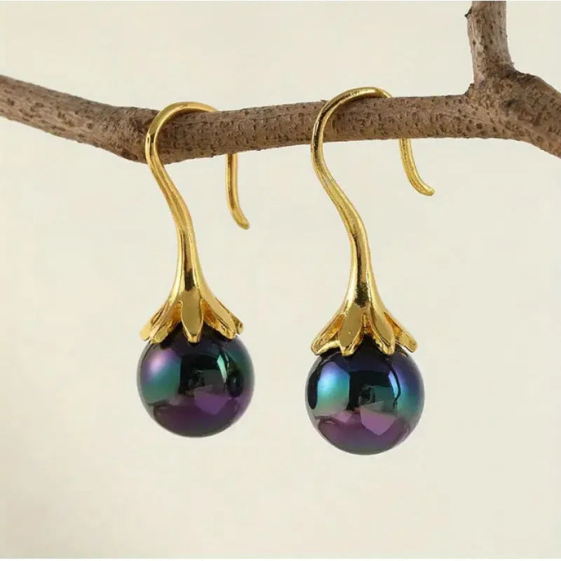Gold-tone retro fashion women's earrings with electroplated alloy construction
