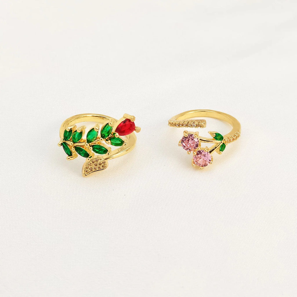 Women's copper open ring with geometric leaf pattern and split adjustable design