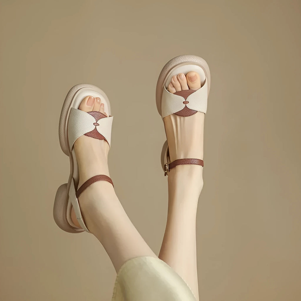Women's beige chunky heel platform sandals with open toe and renewable leather upper.