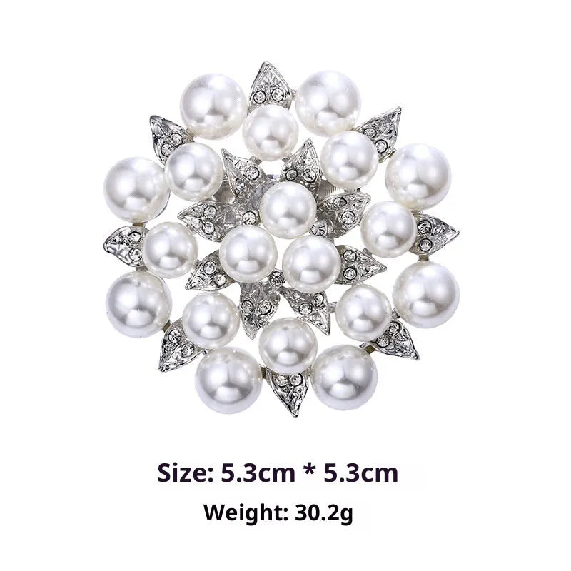 Minimalist pearl floral brooch with diamond inlay on alloy base, sweet and cool style for women