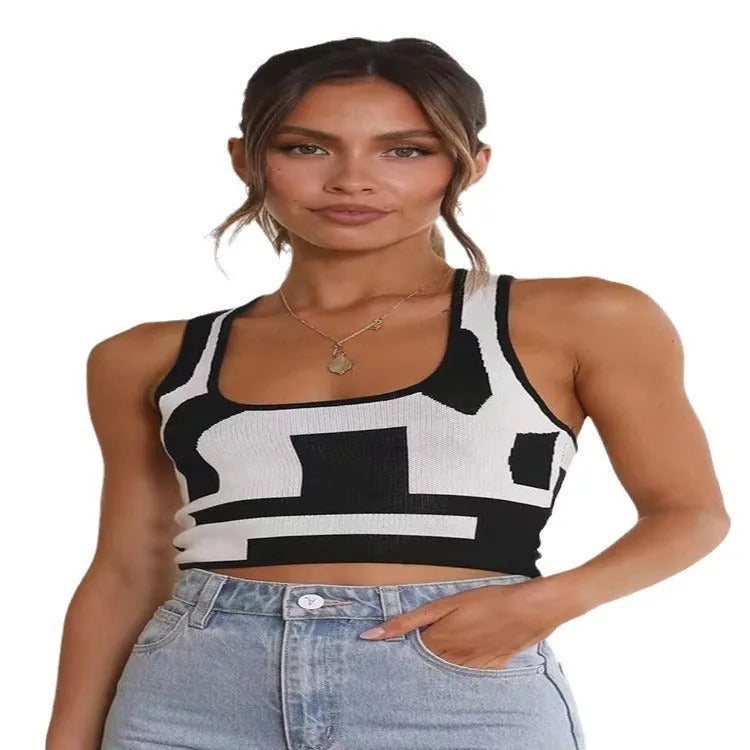 Women's U-collar camisole with contrast colour detailing in core-spun polyester fabric