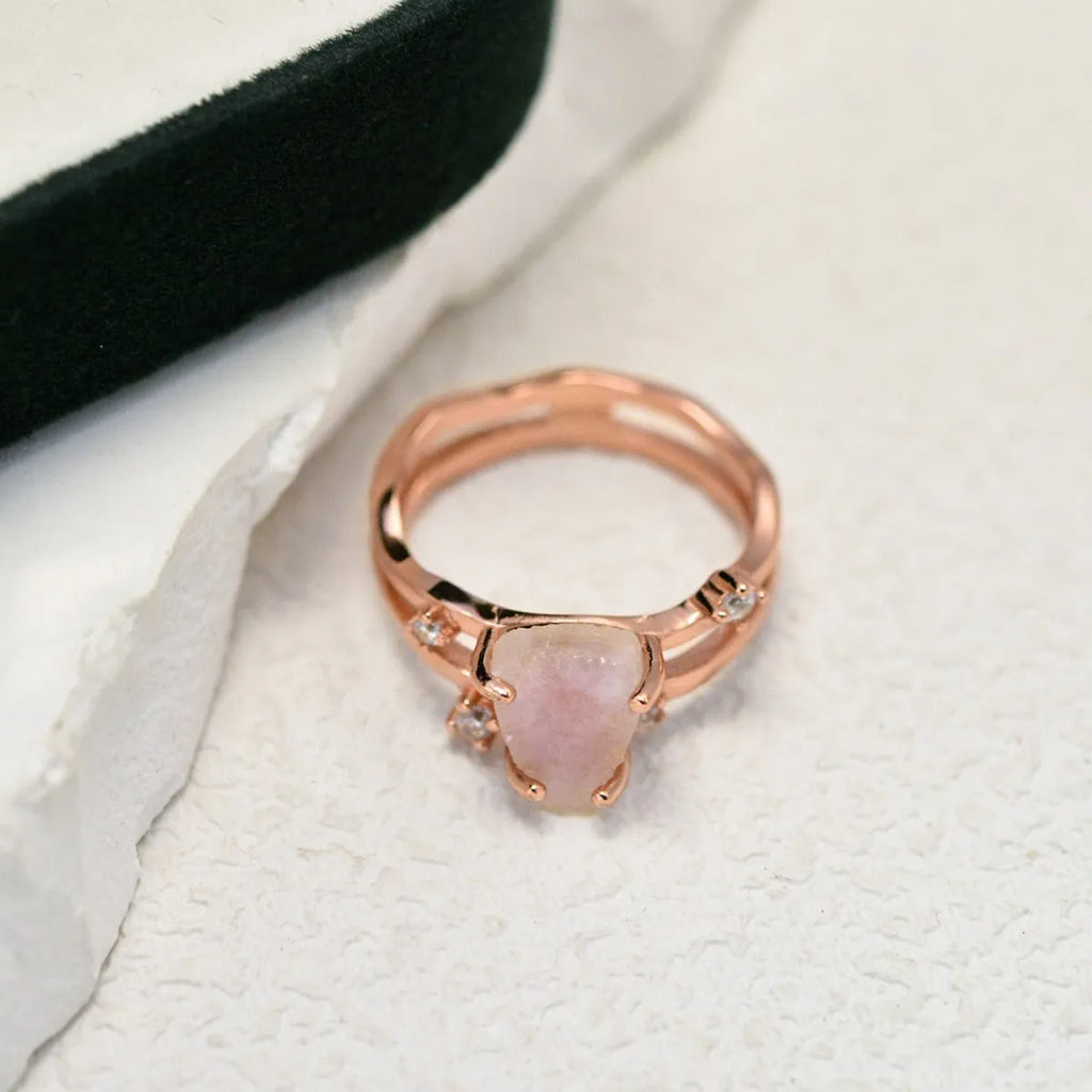 S925 silver ring with an irregular triangle-shaped moonstone in a geometric setting, shown in rose gold, white gold, and yellow gold finishes.