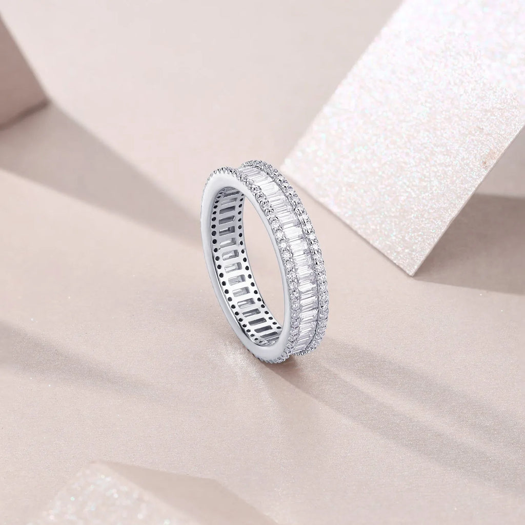 Studded With Stars moissanite wedding ring set in platinum-plated S925 silver, less than 0.1 carat, size 7, gift box